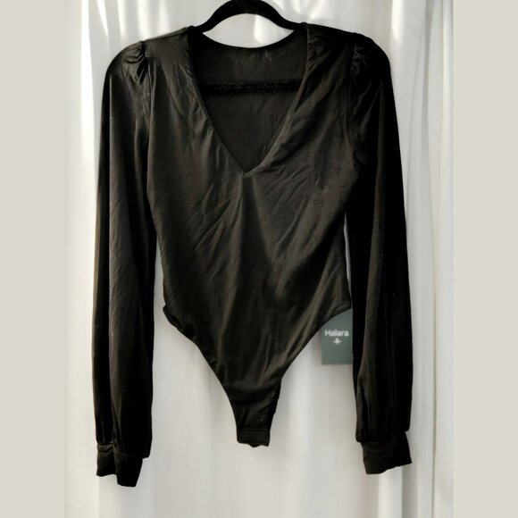 (NWT) Halara Women's V Neck Puff Sleeve Work Bodysuit Long Sleeve Black New - Picture 3 of 13